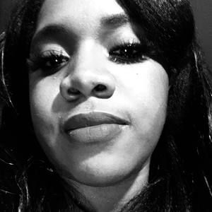 Meet your Posher, Deandra